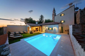 Villa Santina